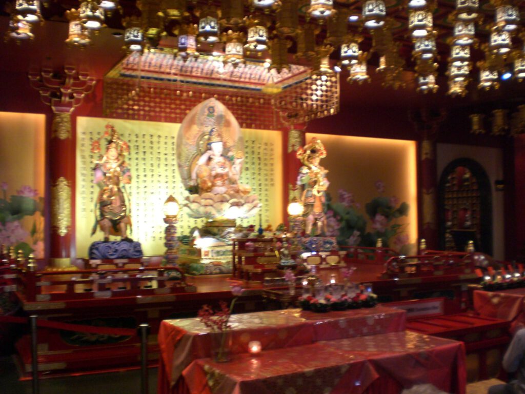 Buddha Tooth Relic Temple Singapur 2014